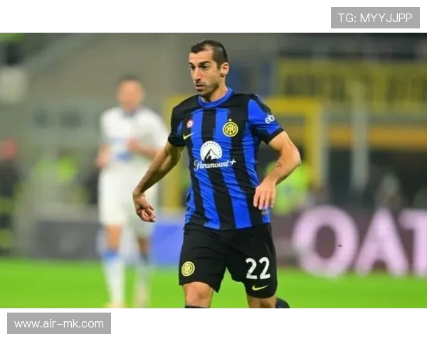 恰尔汗奥卢与姆希塔良携手助力球队逆转取胜